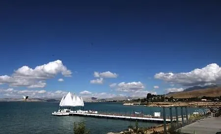 Sahmaran 4* Edremit (Van)